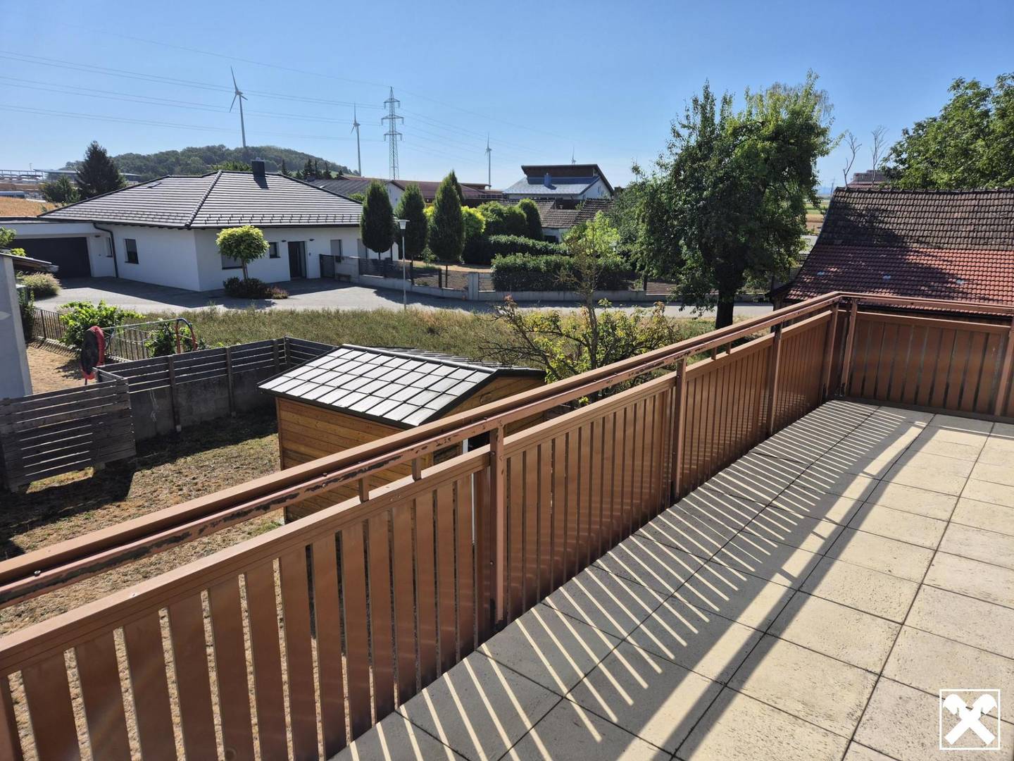 Helles Wohnen mit großem Garten und Balkon Wohnung