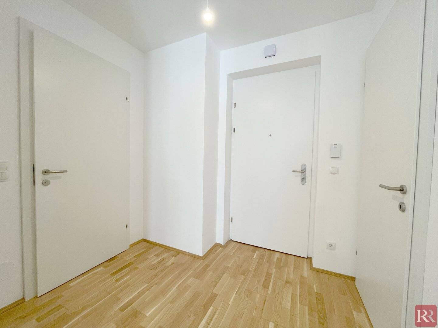 Cozy 2-room apartment with balcony