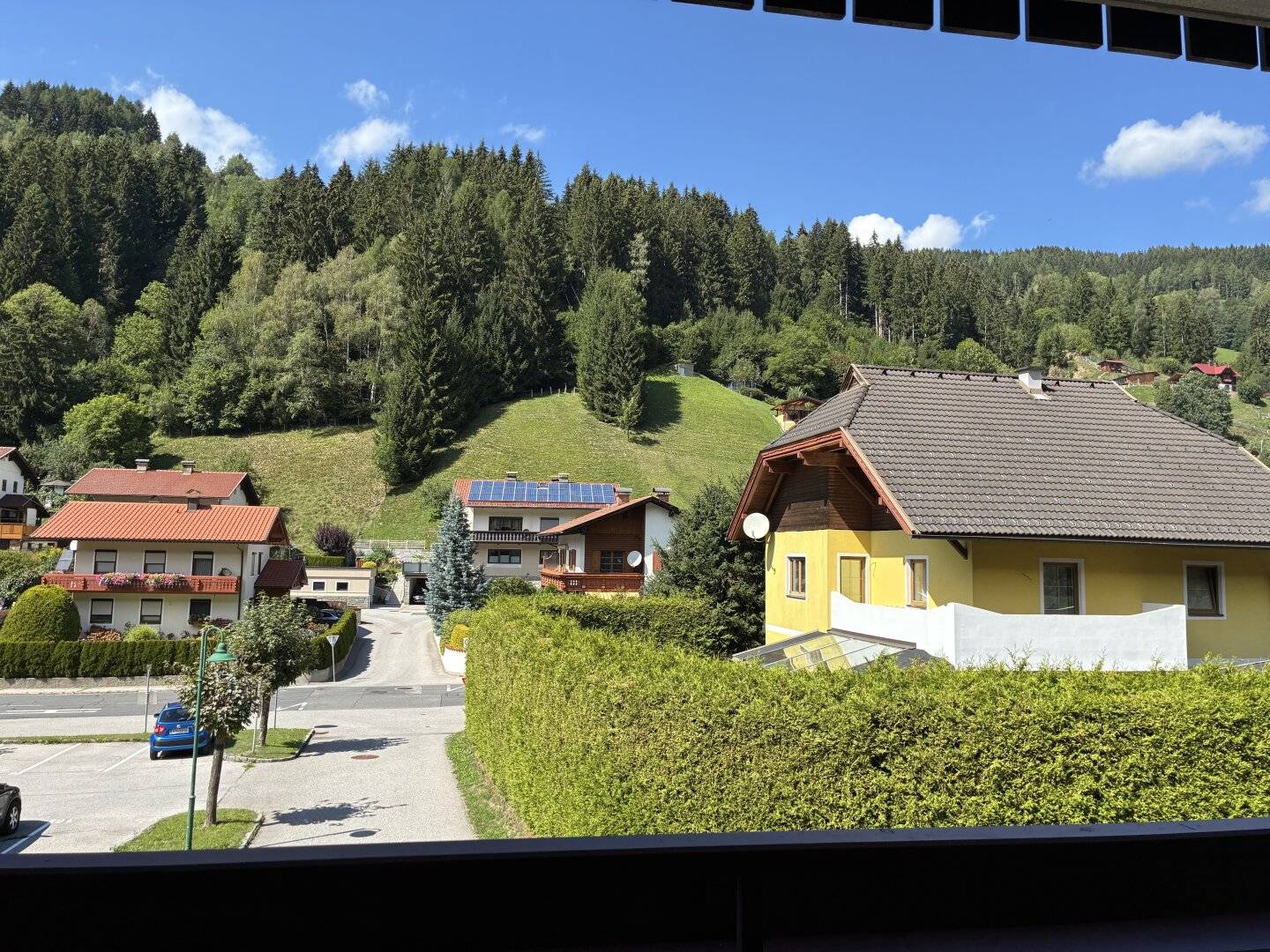 Leben am rauschenden Bach! Tolle Wohnung mit 2 Balkonen