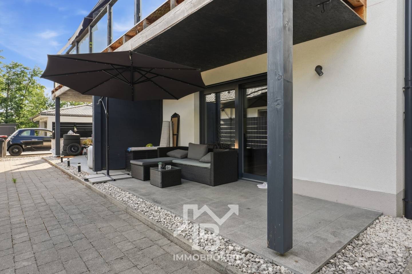 2 rented terrace apartments in modern house for sale