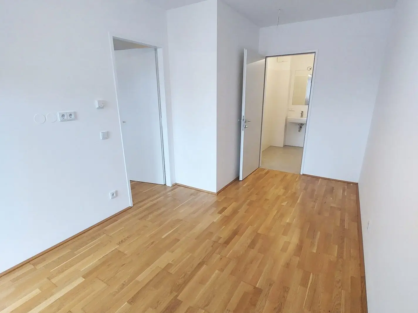 High quality apartment in central location with loggia