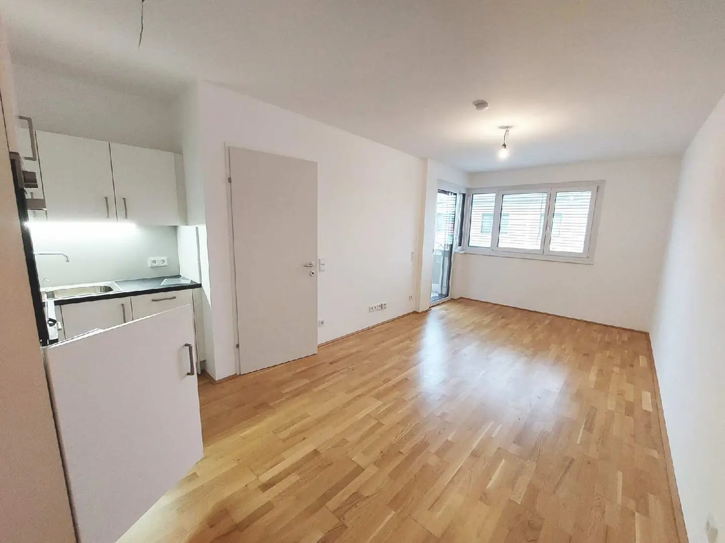 High quality apartment in central location with loggia