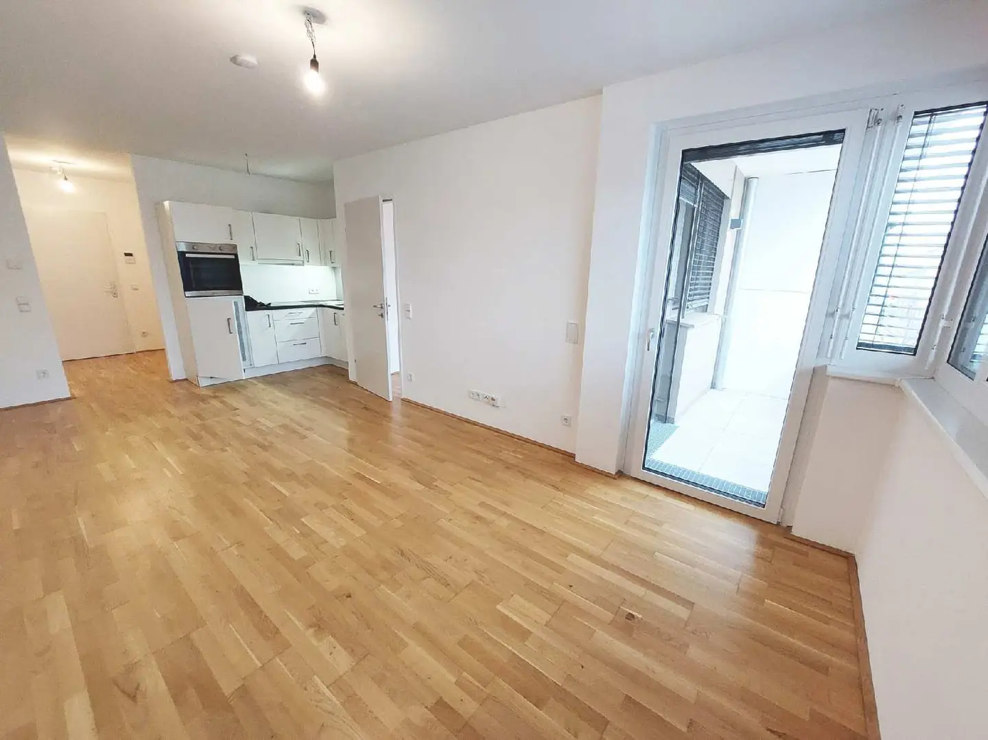 High quality apartment in central location with loggia