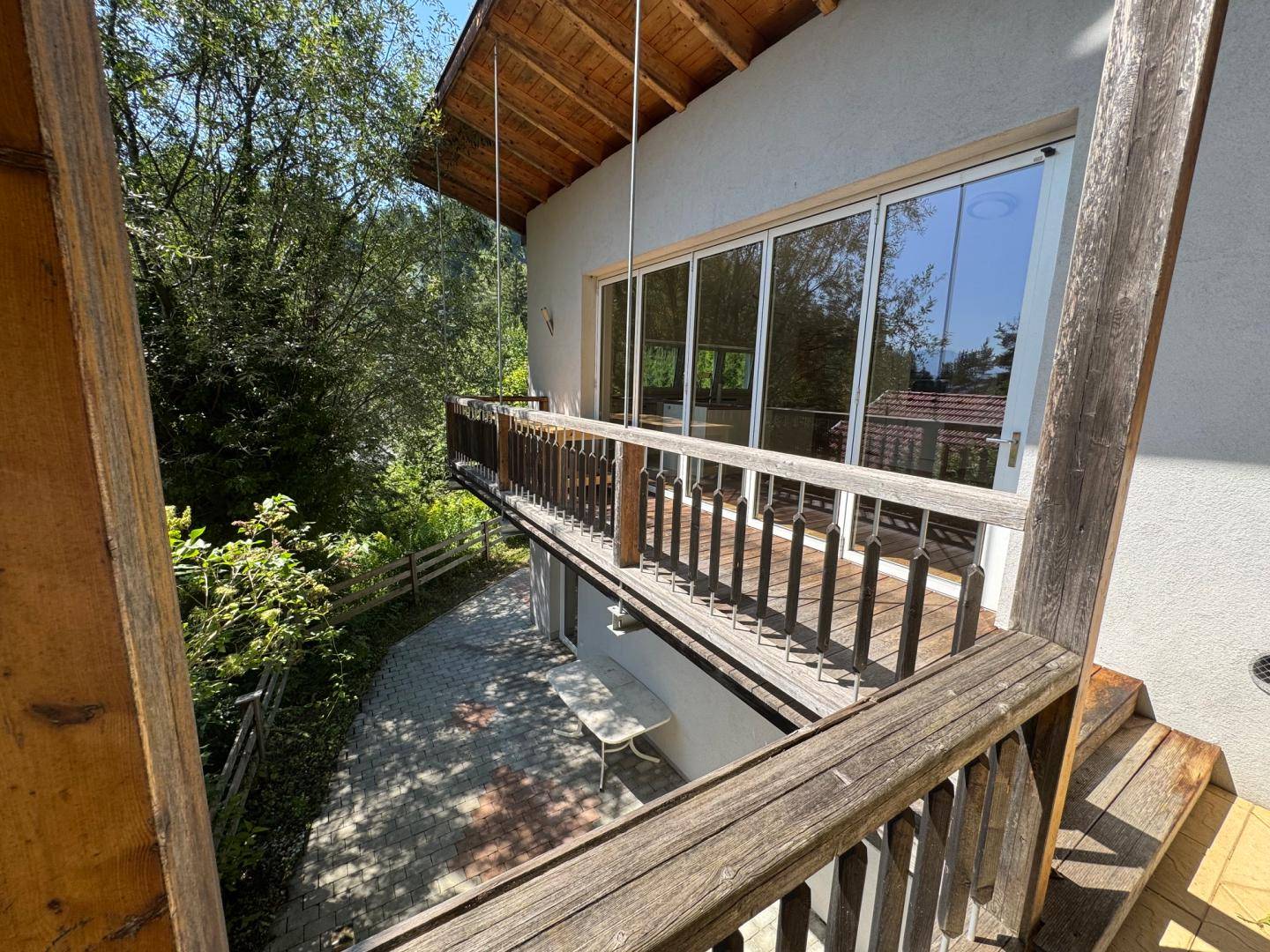 Forest edge location with terraces and fireplace Wohnung