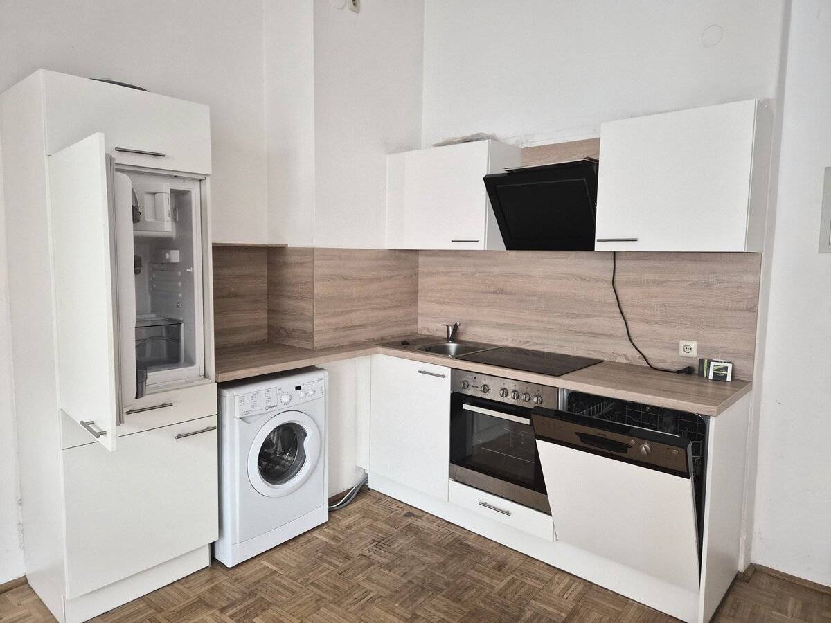 Kleine, feine Single- oder Pärchenwohnung zum Innenhof gelegen