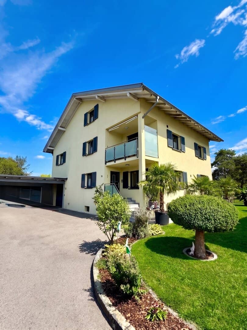 Versatile multi-family house in Feldkirch Gisingen with garden - a rare opportunity with much attention to detail is for sale