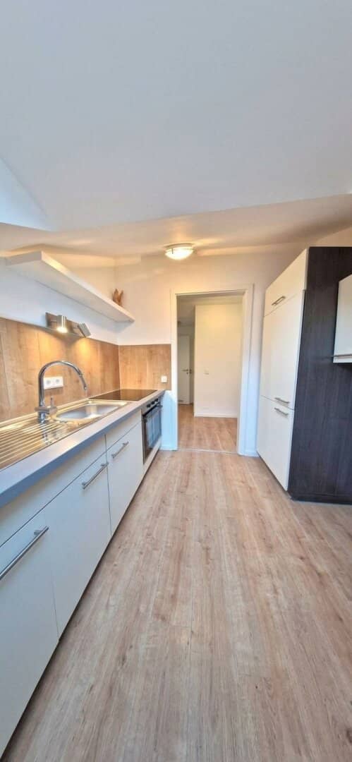 Charming 2-room apartment in Graz, city view, 54m², rent 560€