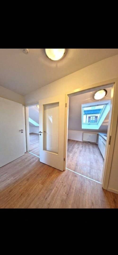 Charming 2-room apartment in Graz, city view, 54m², rent 560€
