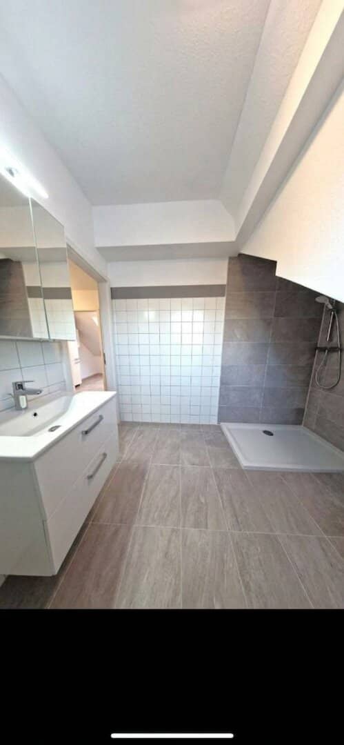 Charming 2-room apartment in Graz, city view, 54m², rent 560€