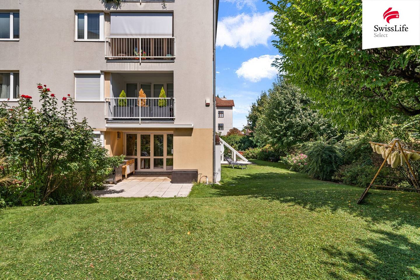 Living like in your own house | Spacious garden apartment with approx. 500 m² private garden