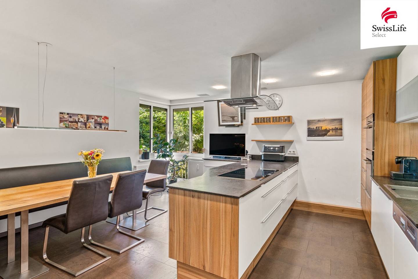 Living like in your own house | Spacious garden apartment with approx. 500 m² private garden