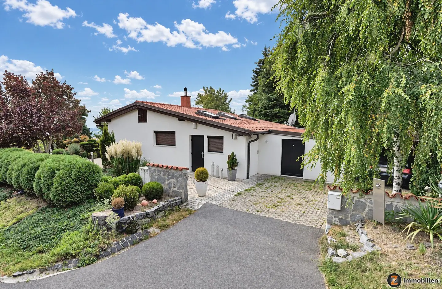 Rechnitz Weinberg: Beautiful residential cellar in panoramic location