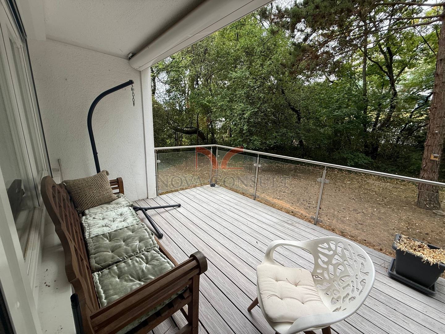 Erdgeschosswohnung mit großer Terrasse in Grünruhelage