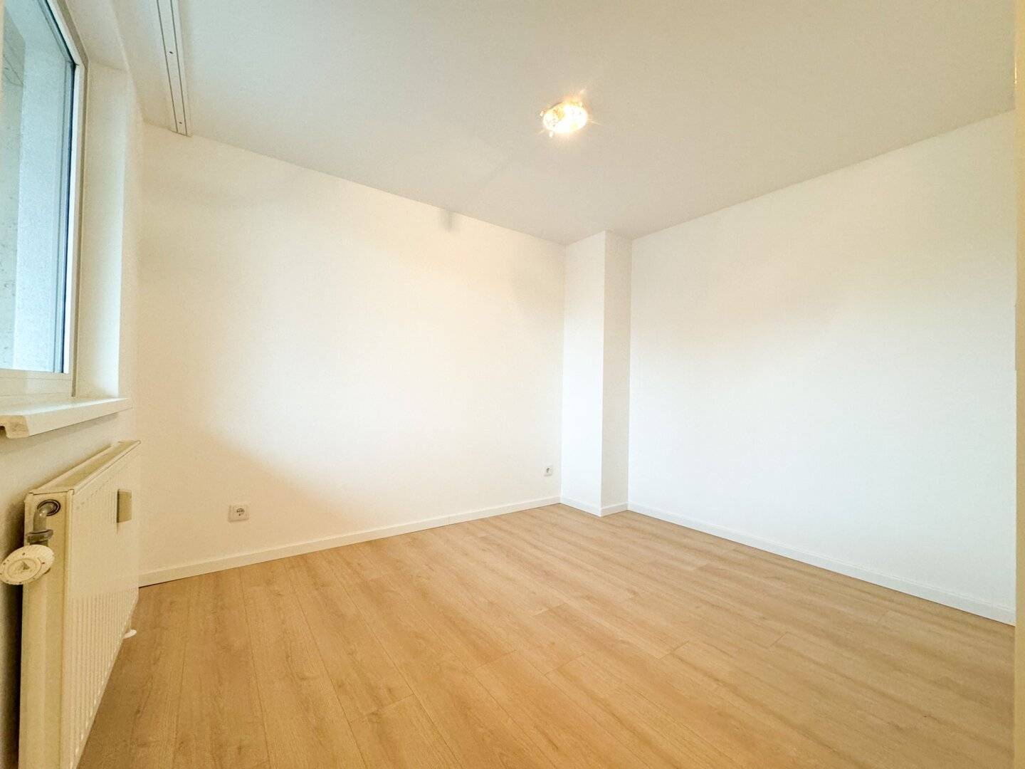 *MODERN* HELLE NEUBAUWOHNUNG IN TOP-LAGE