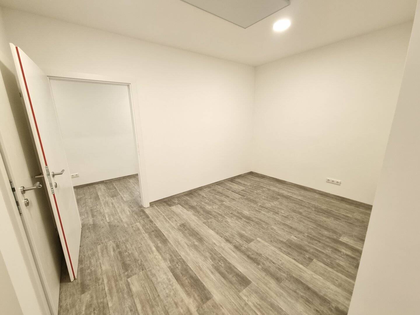 Commercial space in a well frequented location in Lehen
