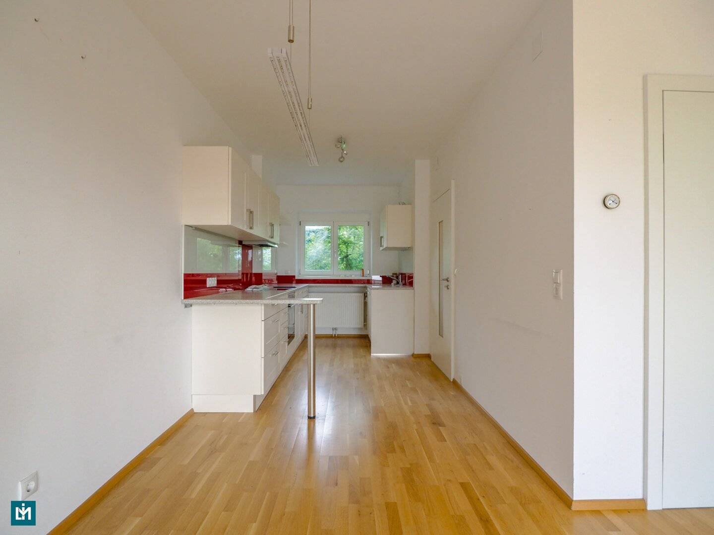 Modernes Wohnhaus in absoluter Ruhelage mit exklusiver Seezugang für Anreiner – Top-Zustand zu vermieten!