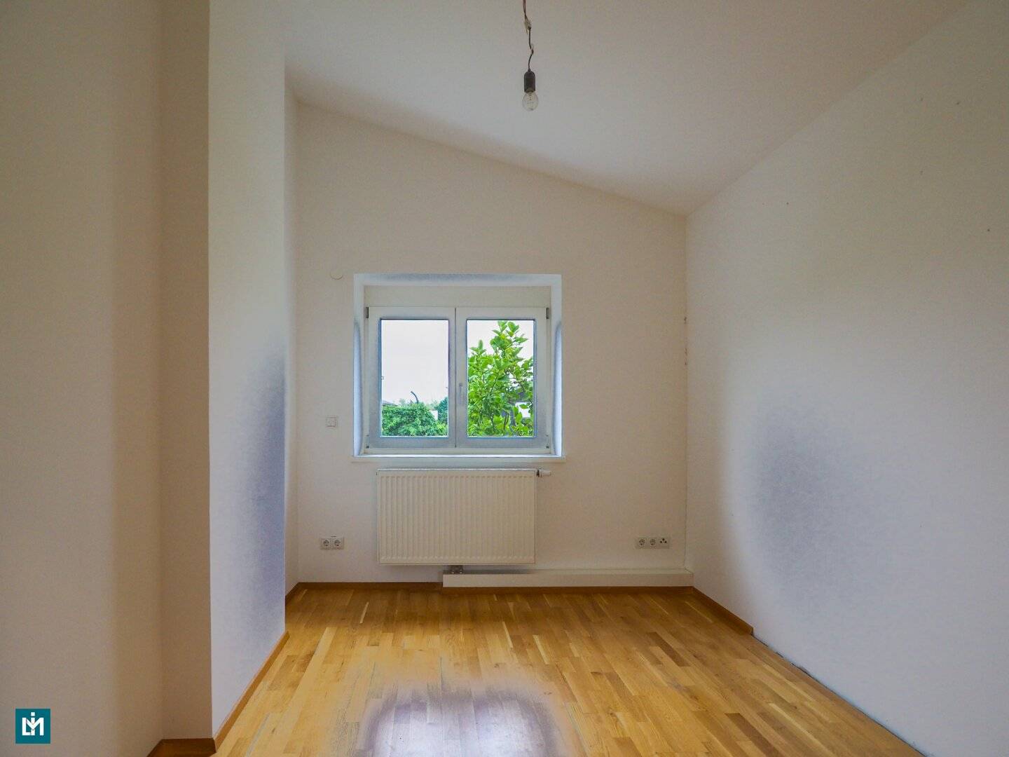 Modernes Wohnhaus in absoluter Ruhelage mit exklusiver Seezugang für Anreiner – Top-Zustand zu vermieten!