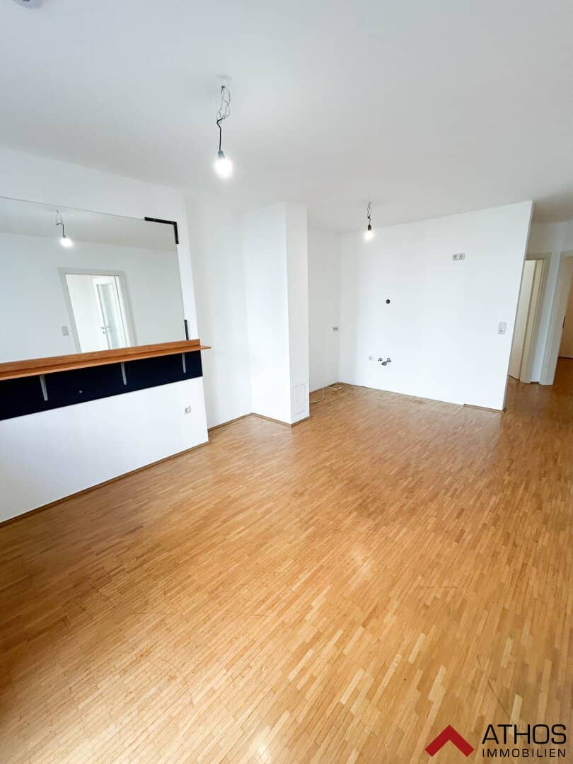 Günstige, unmöblierte 3-Zimmer-Wohnung am Stadtplatz in Wels