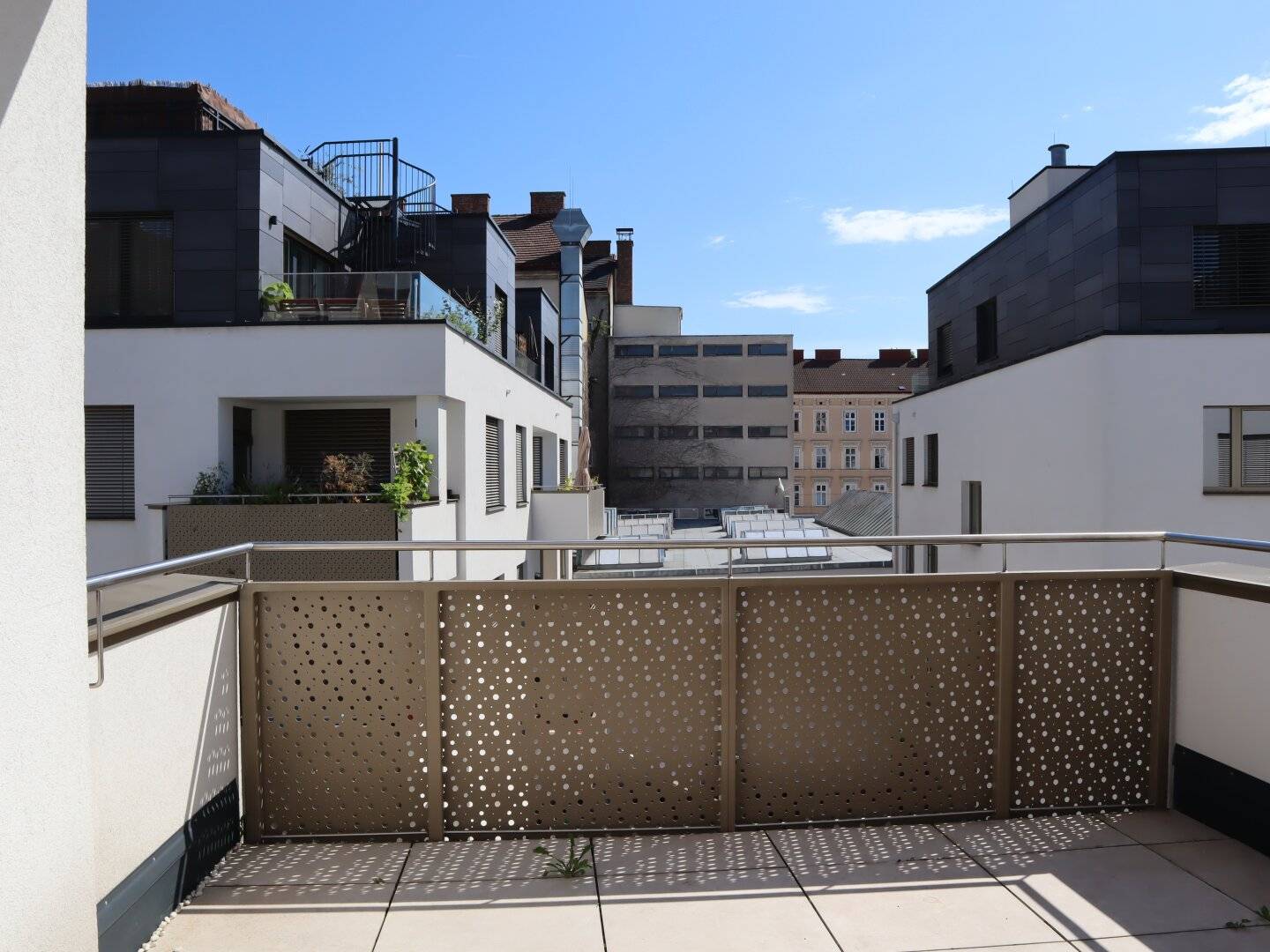 *GOLDEGG GARDENS* - moderne und großzügige 2-Zimmerwohnung mit Balkon zum ruhigen Innenhof!