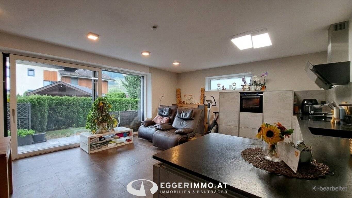 Traumhafte 3-Zimmer-Gartenwohnung mit Südterrasse, Privatgarten &amp; 3 PKW-Freistellplätzen im Herzen von Bruck