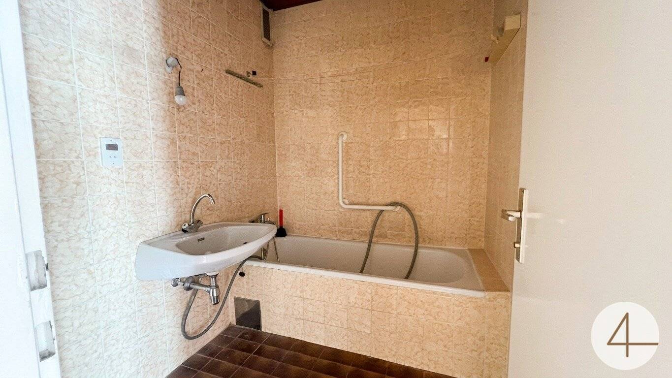 Helle 3-Zimmer-Eigentumswohnung mit Loggia in Klosterneuburg - ruhige Lage nahe Wien