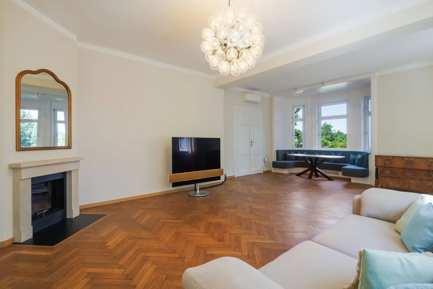 EXKLUSIVE PRIVATRESIDENZ IM HERZEN VON KLOSTERNEUBURG