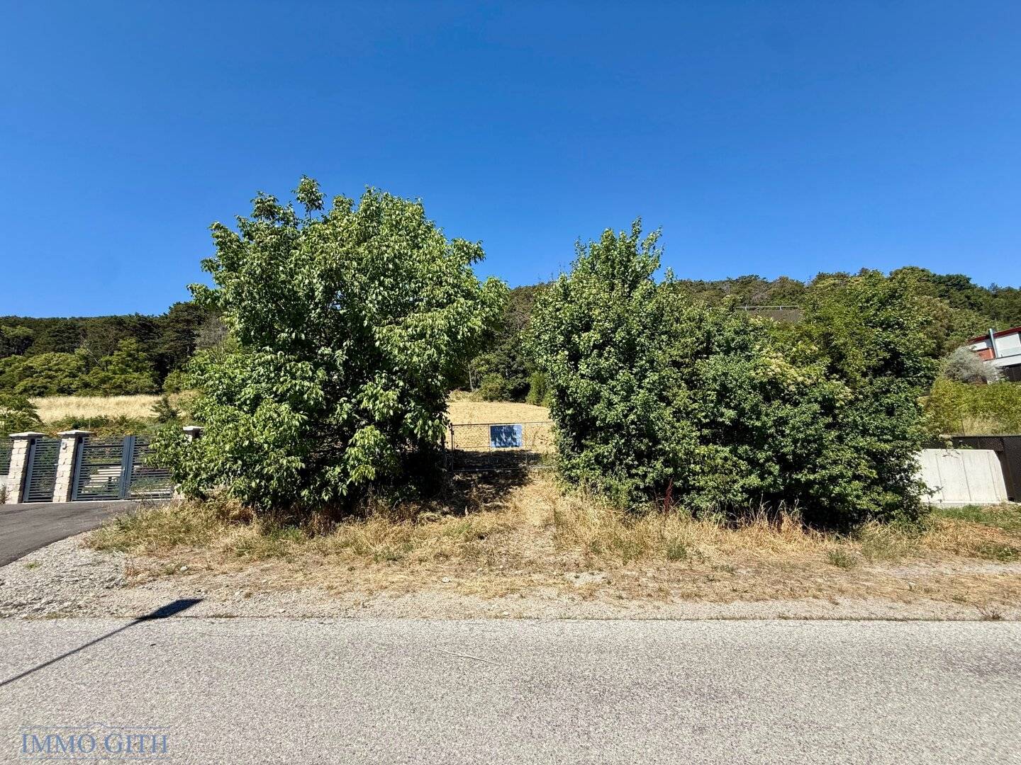 TRAUMHAFTES BAUGRUNDSTÜCK MIT PANORAMA-FERNBLICK IN BADEN – AM RANDE DES WIENERWALDES ZU KAUFEN!