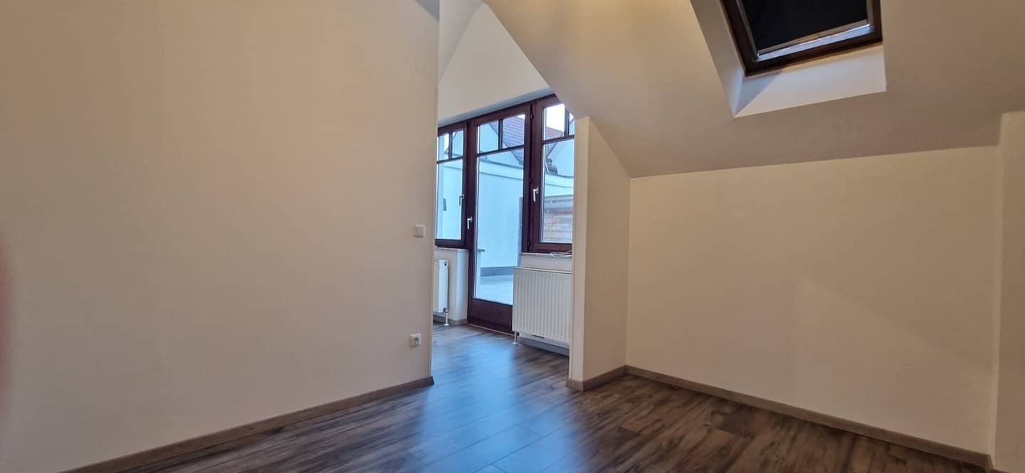 Zentrale 1-Zimmer-Wohnung mit großzügiger Terrasse