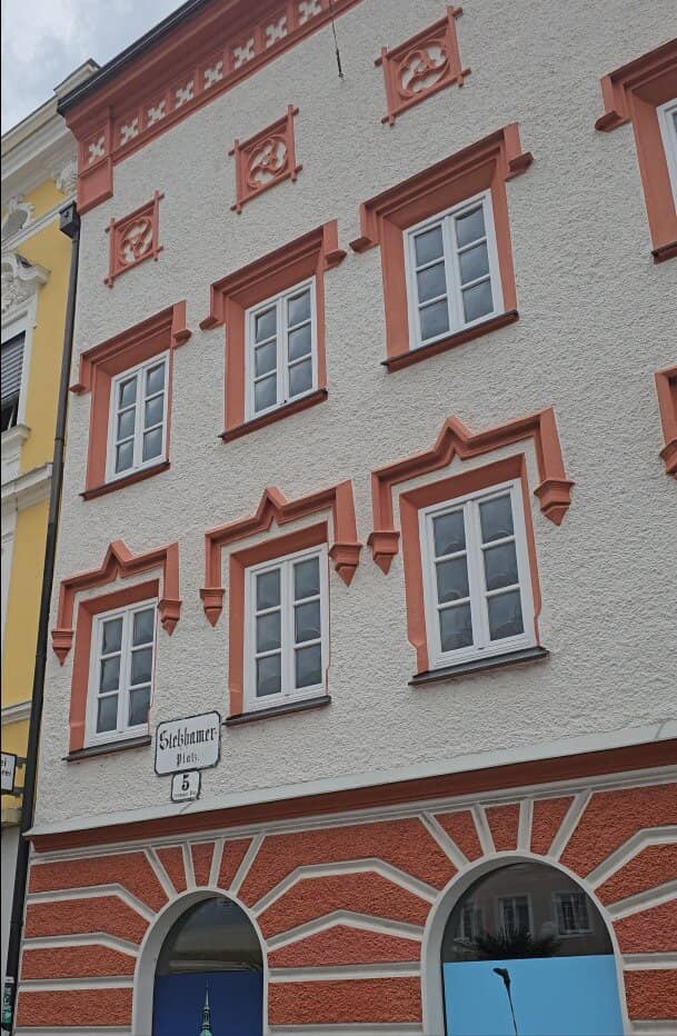 Fläche für Ordinationen, Büros, Gewerbe oder Wohnen
