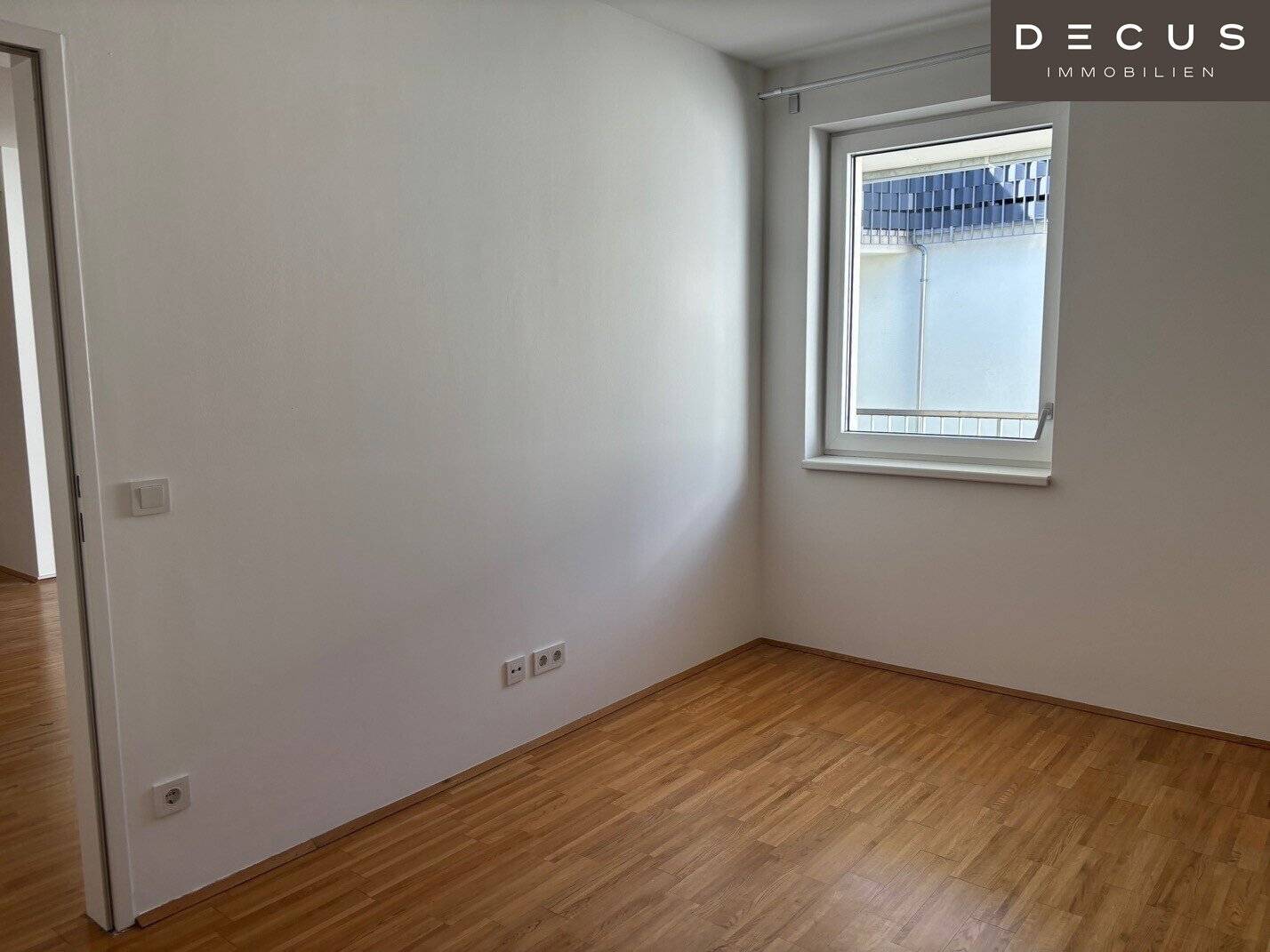 WESTSEITIGER  BALKON | 2 ZIMMER WOHNUNG | EINBAUKÜCHE | BETREUTES WOHNEN | FÜR PERSONEN ÜBER 60 JAHREN | SENIORVITA | BRUNN AM GEBIRGE