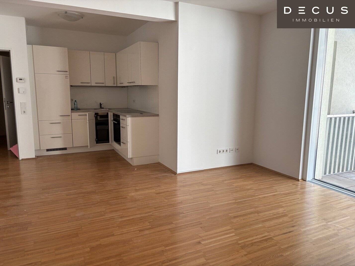 WESTSEITIGER  BALKON | 2 ZIMMER WOHNUNG | EINBAUKÜCHE | BETREUTES WOHNEN | FÜR PERSONEN ÜBER 60 JAHREN | SENIORVITA | BRUNN AM GEBIRGE