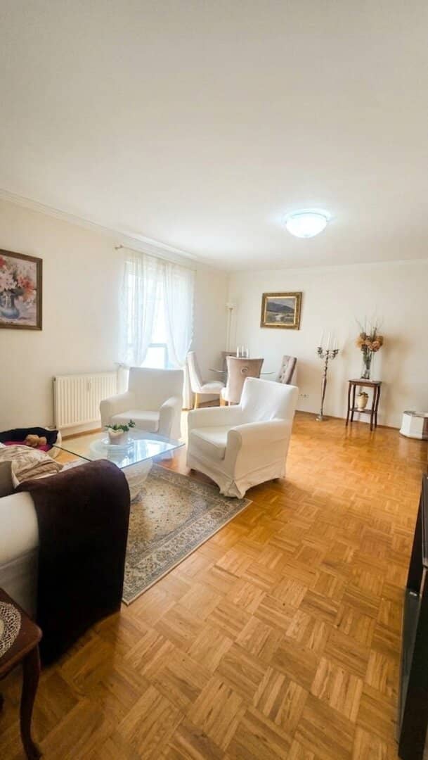Einziehen &amp; Wohlfühlen! Helle 3-Zimmer Wohnung mit ca. 70m Wohnfläche inkl. Garagenplatz (Barrierefrei)