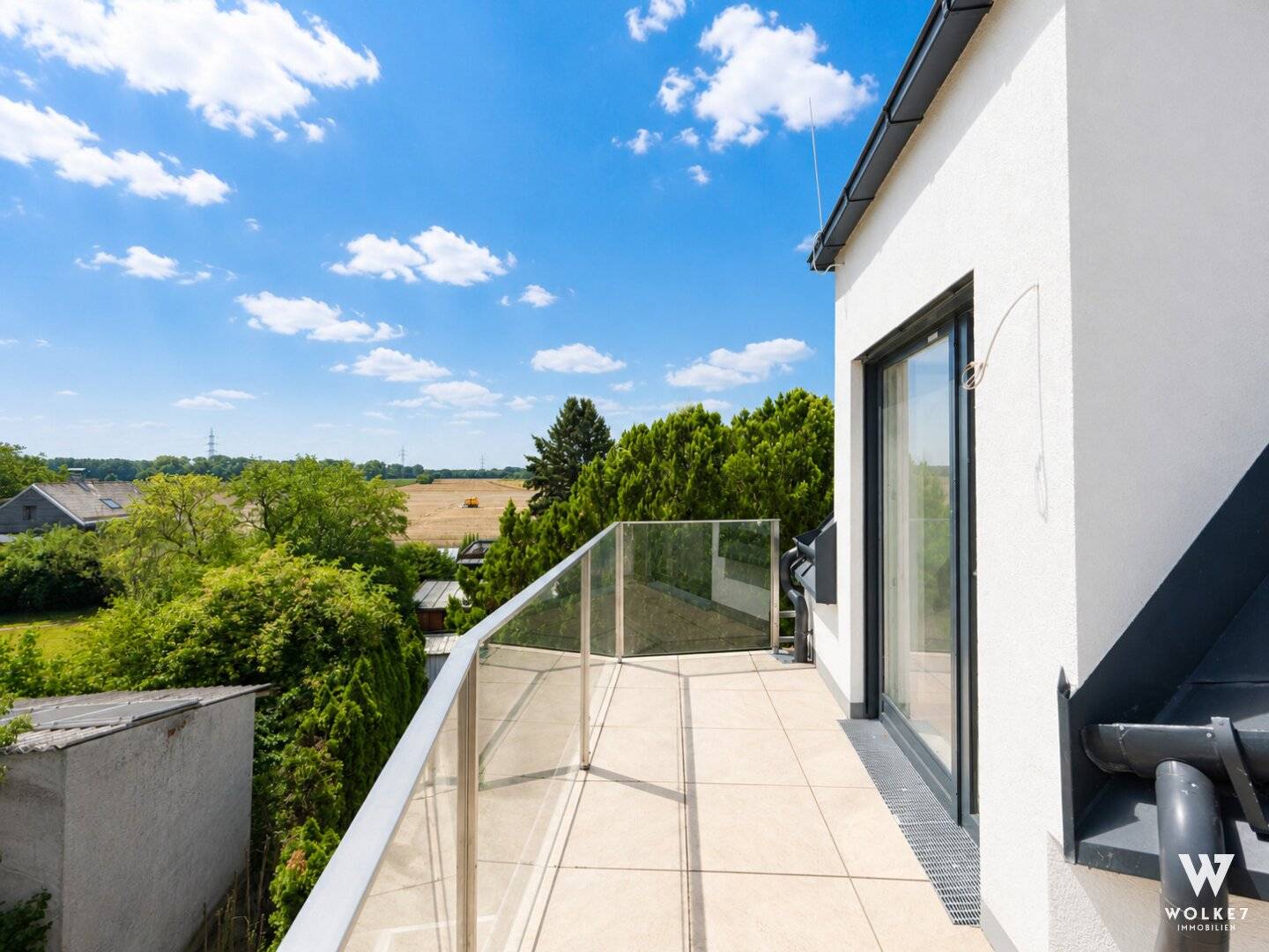 Exklusive 4-Zimmer-Maisonette mit Dachterrasse, Balkon &amp; Weitblick – Modernes Wohnen in idyllischer Grünruhelage I  Nähe Aspern