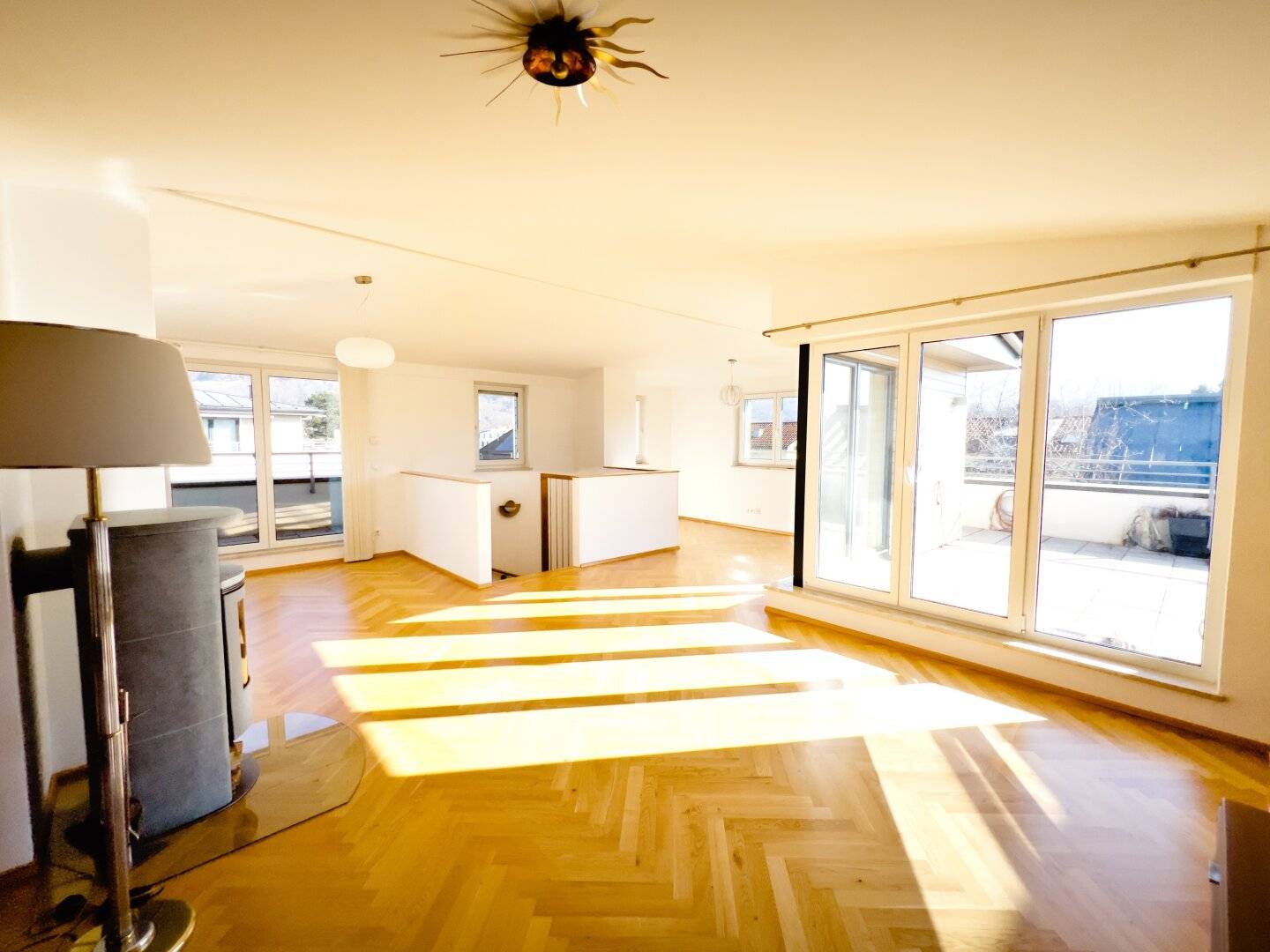 Traumhafte Maisonette mit Dachterrasse in zweiter Salzachreihe
