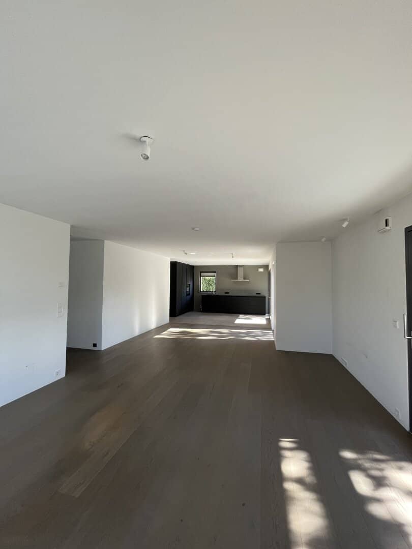 Exklusive 3-Zimmer-Gartenwohnung mit Pool!
