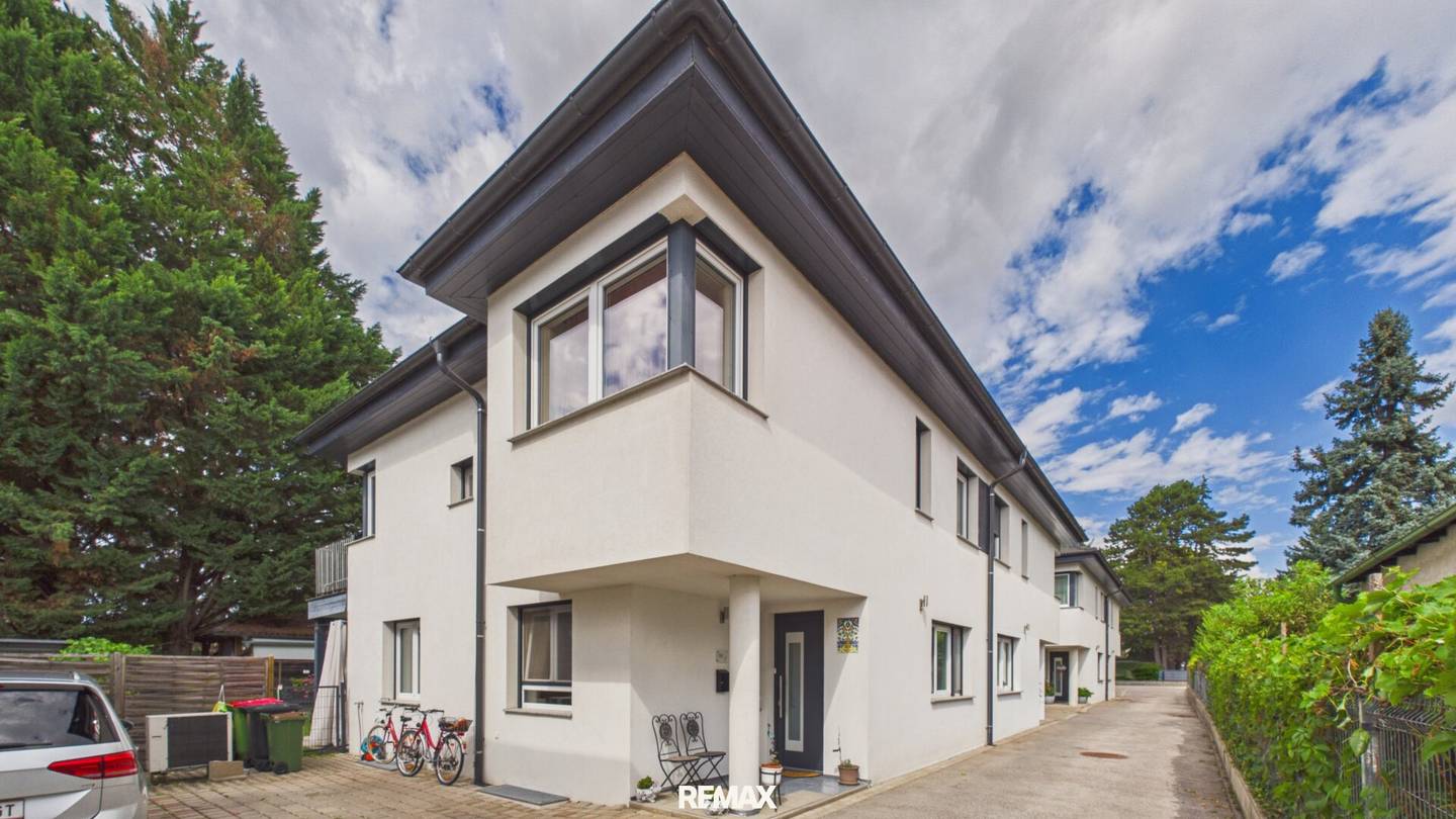 Moderne Doppelhaushälfte I gepflegtes Zuhause I Fußbodenheizung I Luftwärmepumpe I el. Außenrollos I 4 Zimmer I Top-Lage