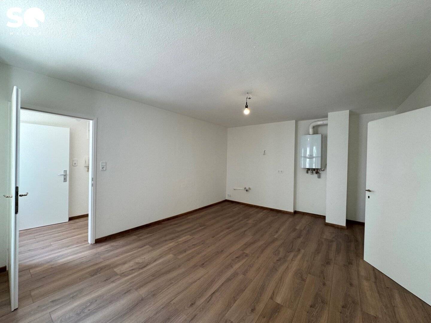 #SQ - ERSTBEZUG: HELLE 2-ZIMMER-WOHNUNG IN INNENHOFRUHELAGE!