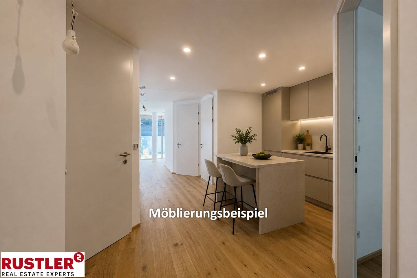 Erdgeschosswohnung mit Privatgarten und hochwertiger Holzausstattung