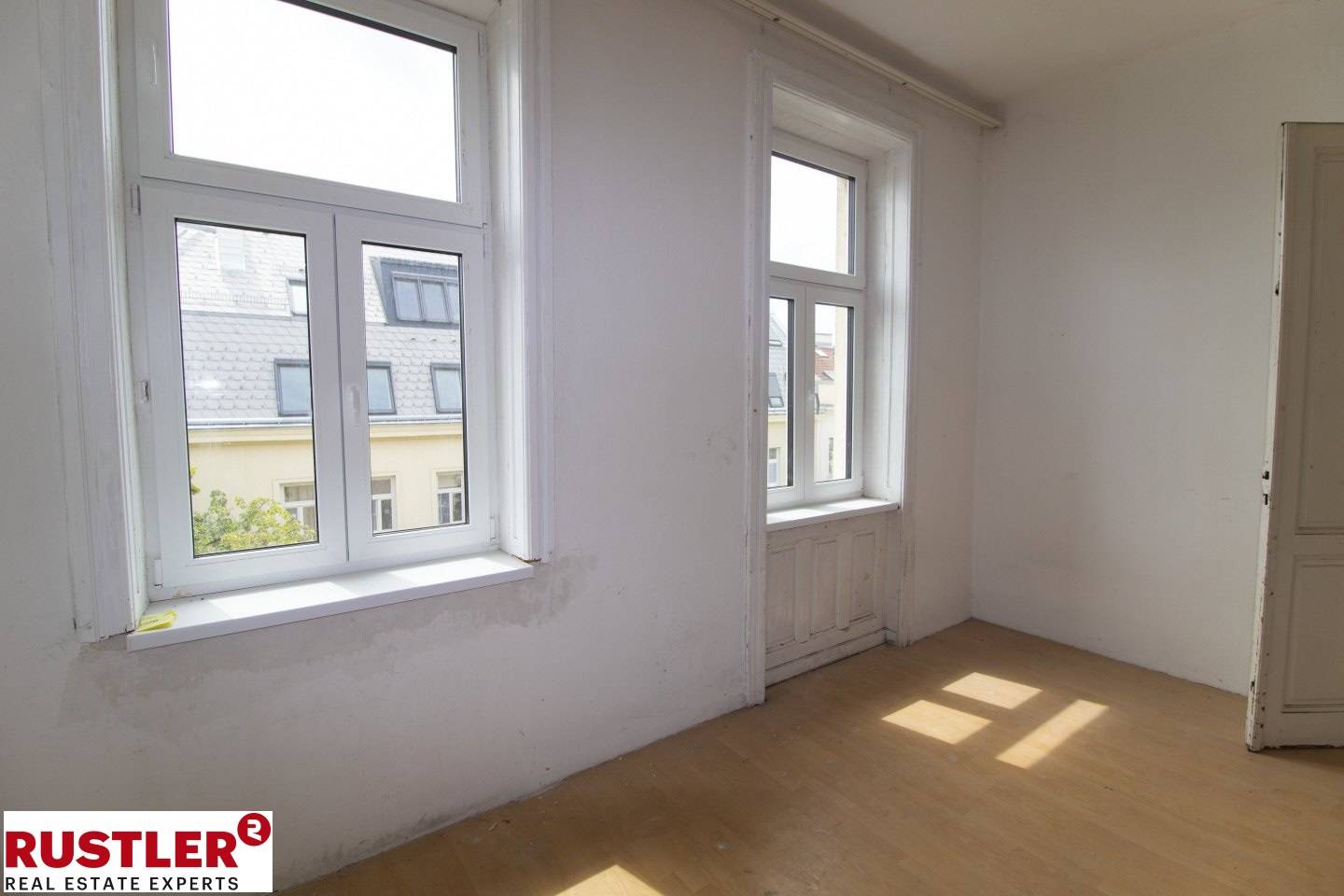 Altbauwohnung with renovation potential near Messe Prater