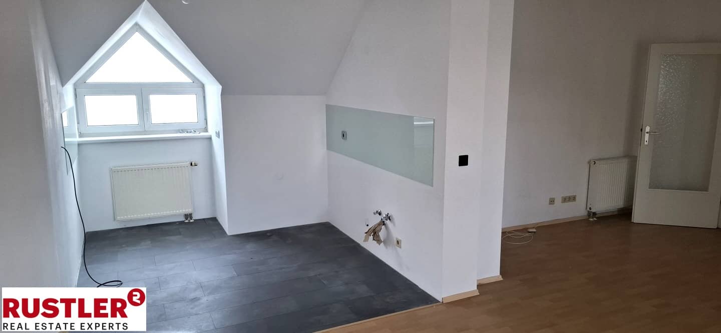 Wohnung in grüner ruhiger Lage mit Tiefgaragenplatz