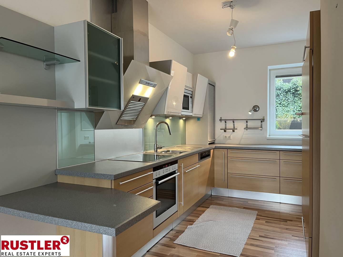 Familienwohnung mit Garten und Sauna