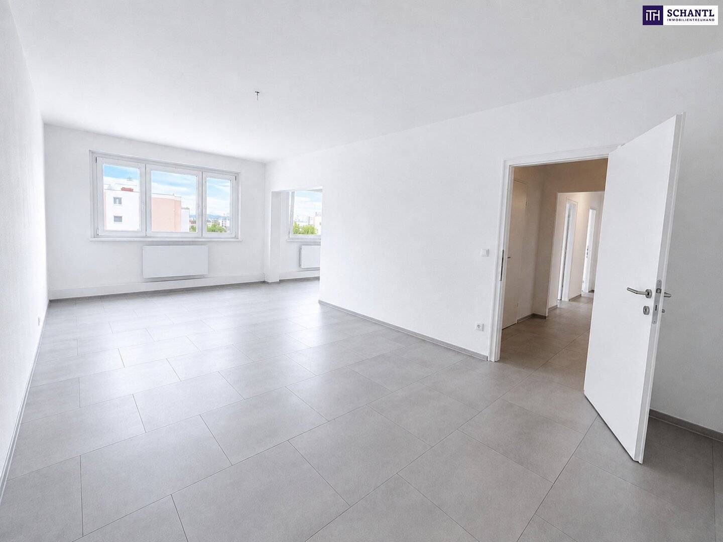 Renovated 72 m² apartment with wow effect in the living room