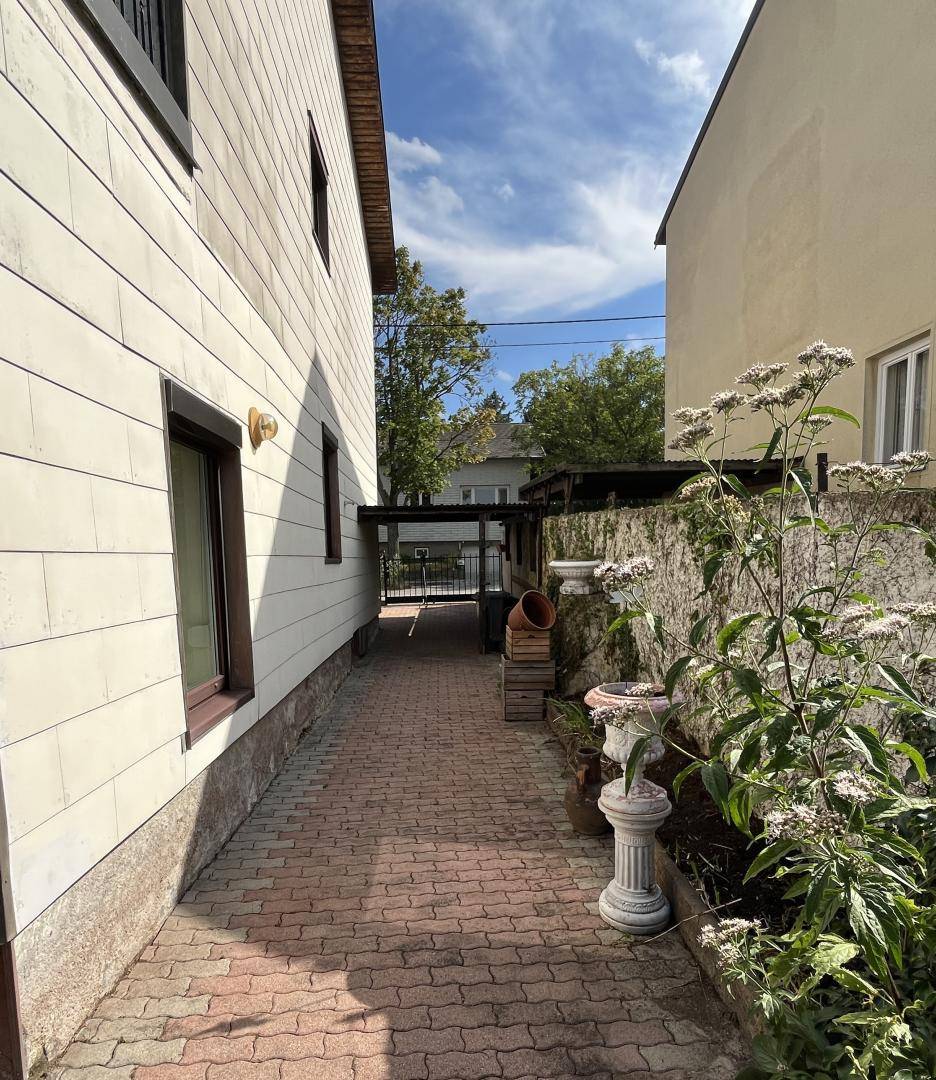Sanierungsbedürftige Wohnung mit Entwicklungspotenzial