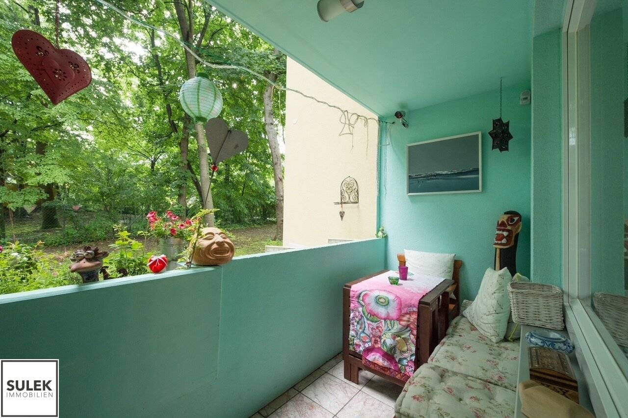 Ab 01.11.2026: Gut aufgeteilte 4-Zimmer-EG-Wohnung in der Jägerhausgasse mit Loggia
