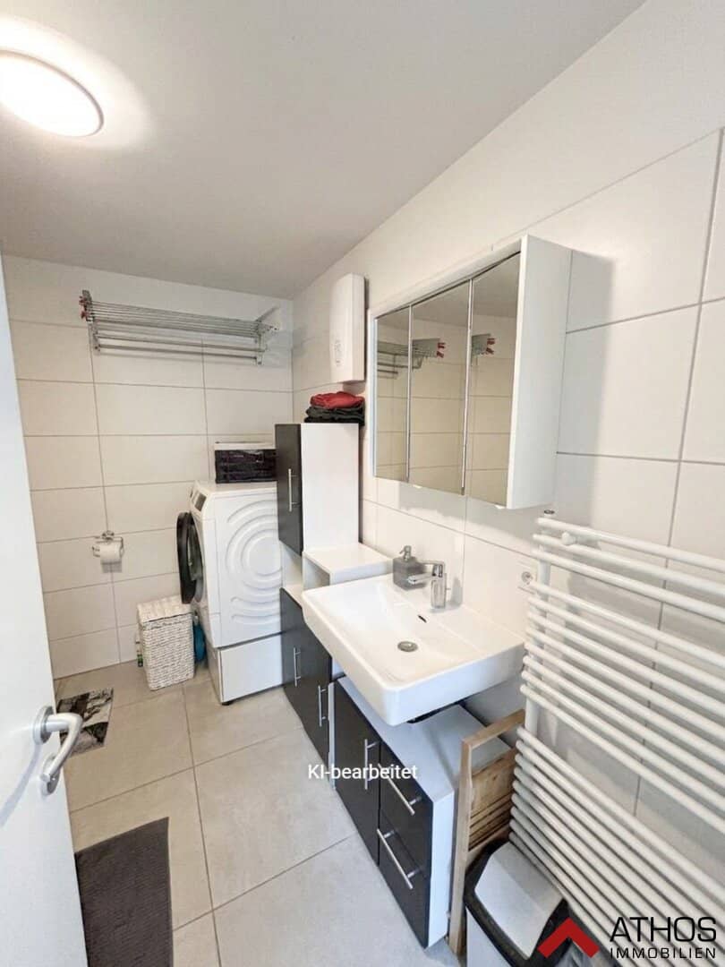 Moderne 2-Zimmer-Wohnung mit Balkon und Garten