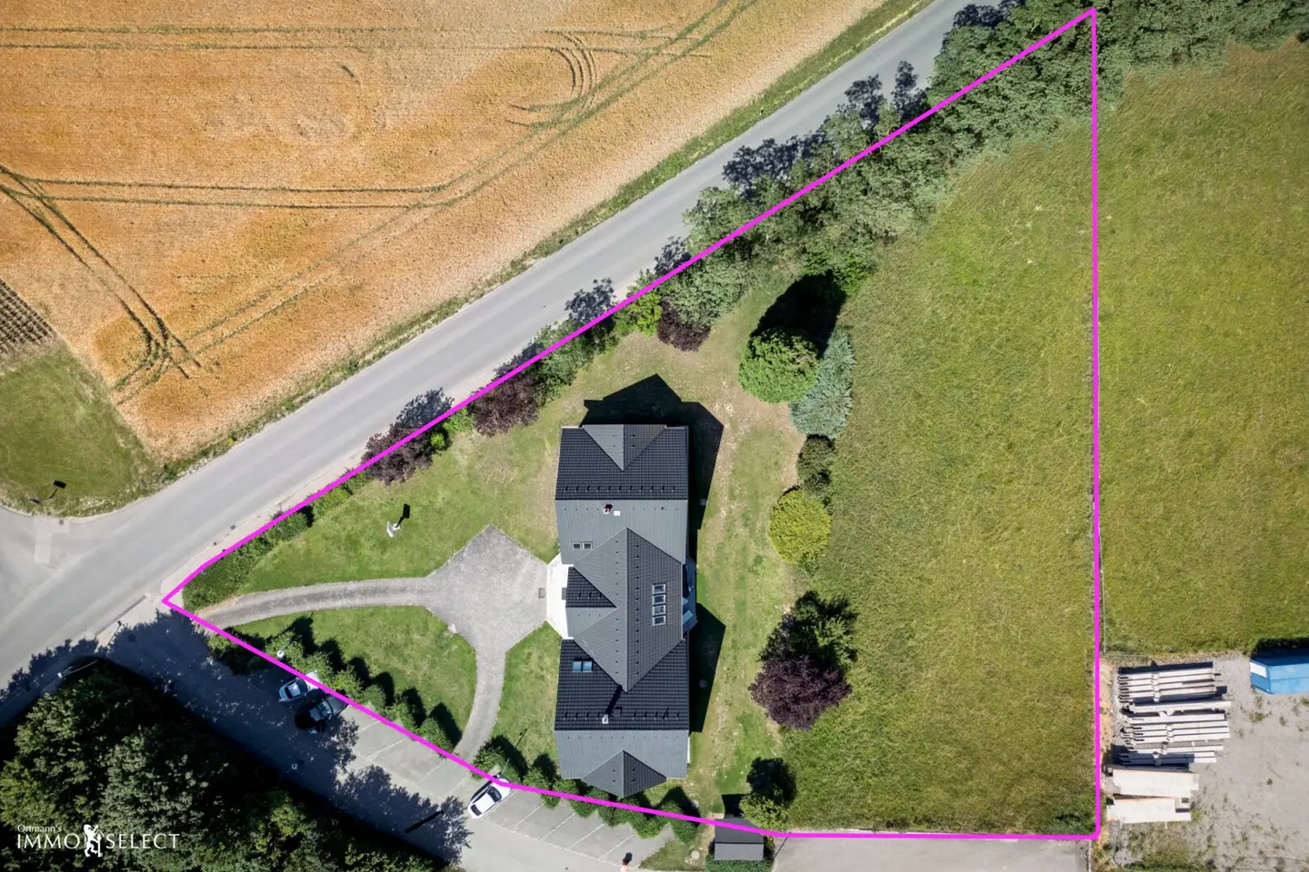 „4.000 m² BETRIEBSGRUND + 613 m² NUTZFLÄCHE – Unternehmensstandort mit Entwicklungspotenzial“