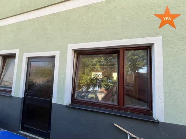 Parceled ownership - approx. 210 square metres - two large rooms with connecting door plus parking spaces