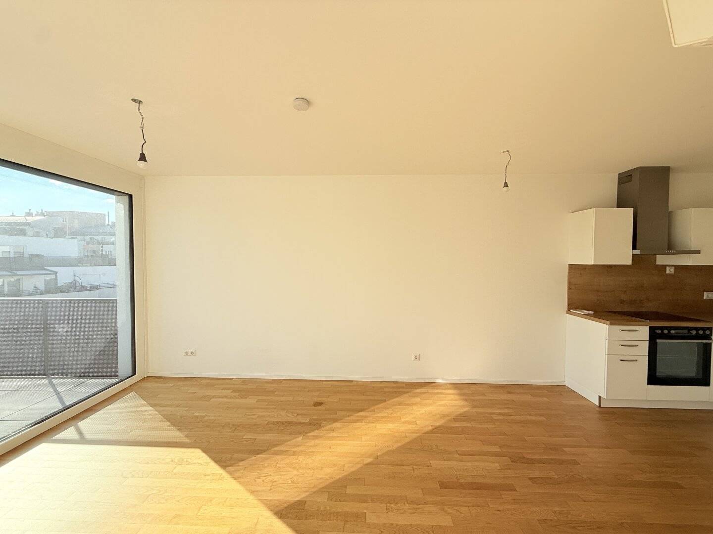 Wonderful 2-room apartment in the quiet part of Simmering - absolute quiet location including terrace and air conditioning