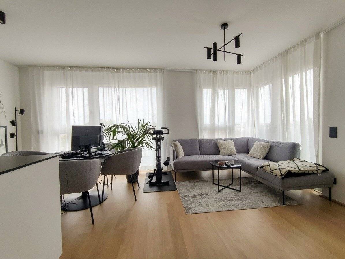 Pauschalmiete inklusive Warmwasser, Heizung &amp; Kühlung - Traumhafte 2-Zimmer-Wohnung mit schöner Terrasse und stilvoller Ausstattung
