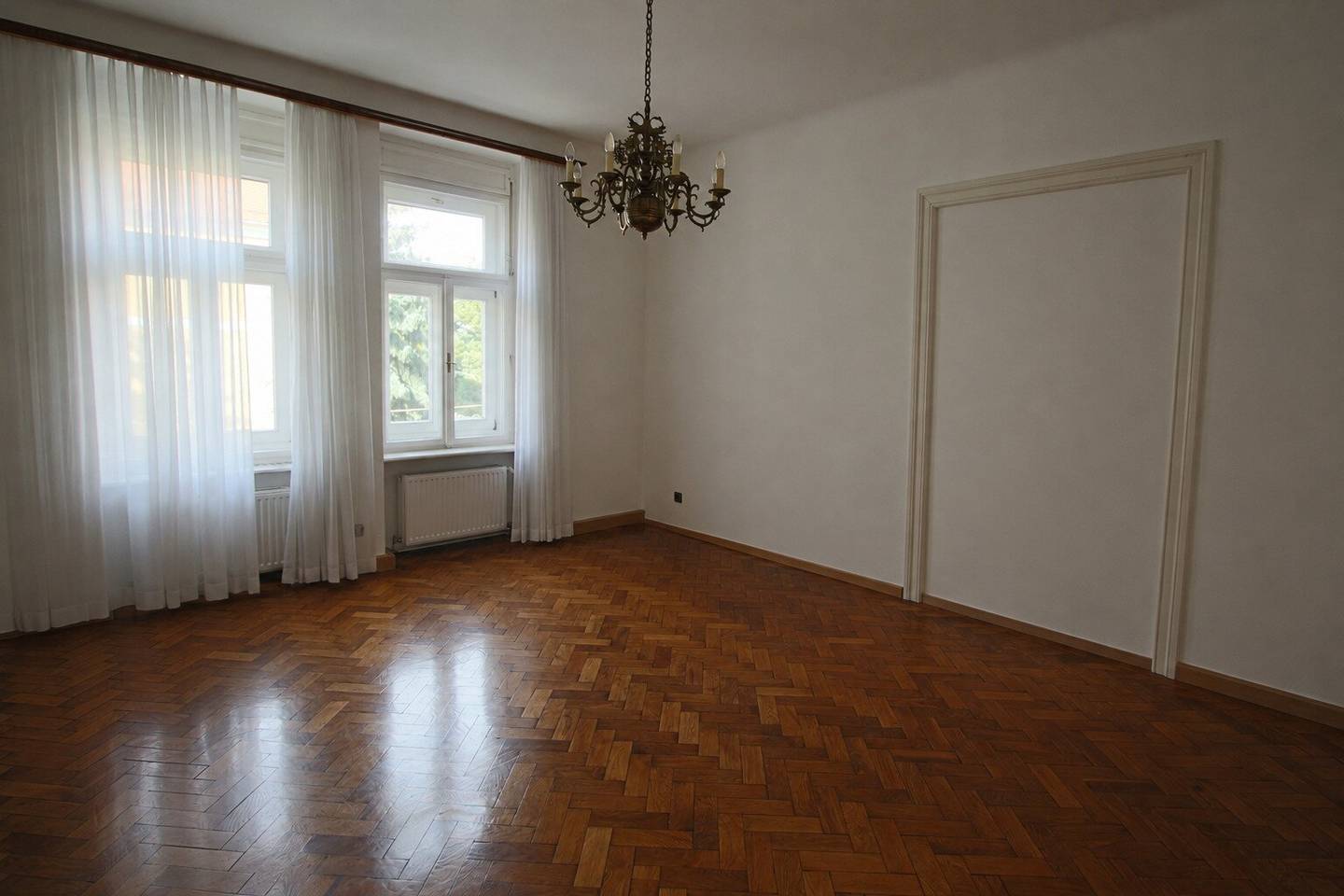 Beautiful 3-room period apartment